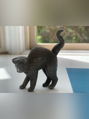 Vintage Franklin Mint Curio Cabinet Cat Colonial Pewter 1986 Figurine